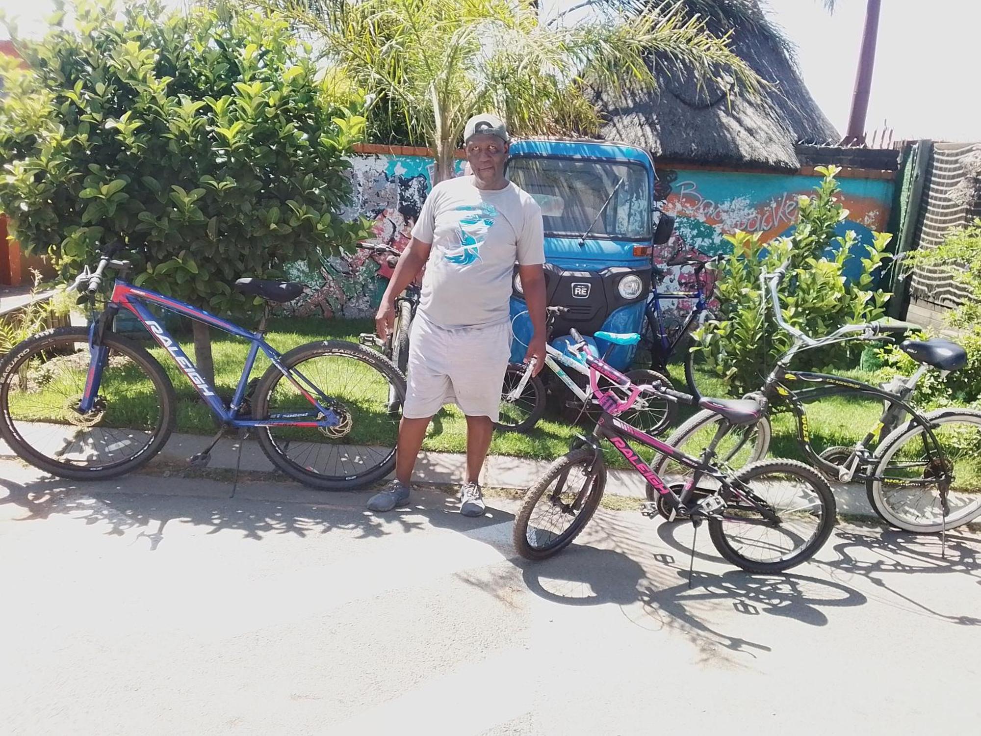 Хостел Authentic Bicycle Tours And Backpackers Совето Екстер'єр фото